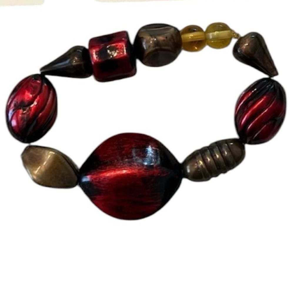 NWT Angelas Designs handmade one of a kind red and black beaded stretch bracelet